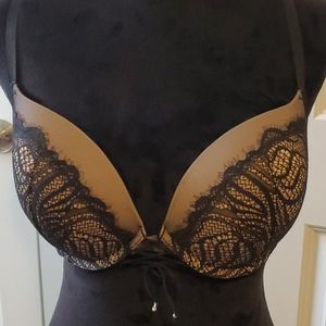 NWT Victoria's Secret Very Sexy Push Up Bra